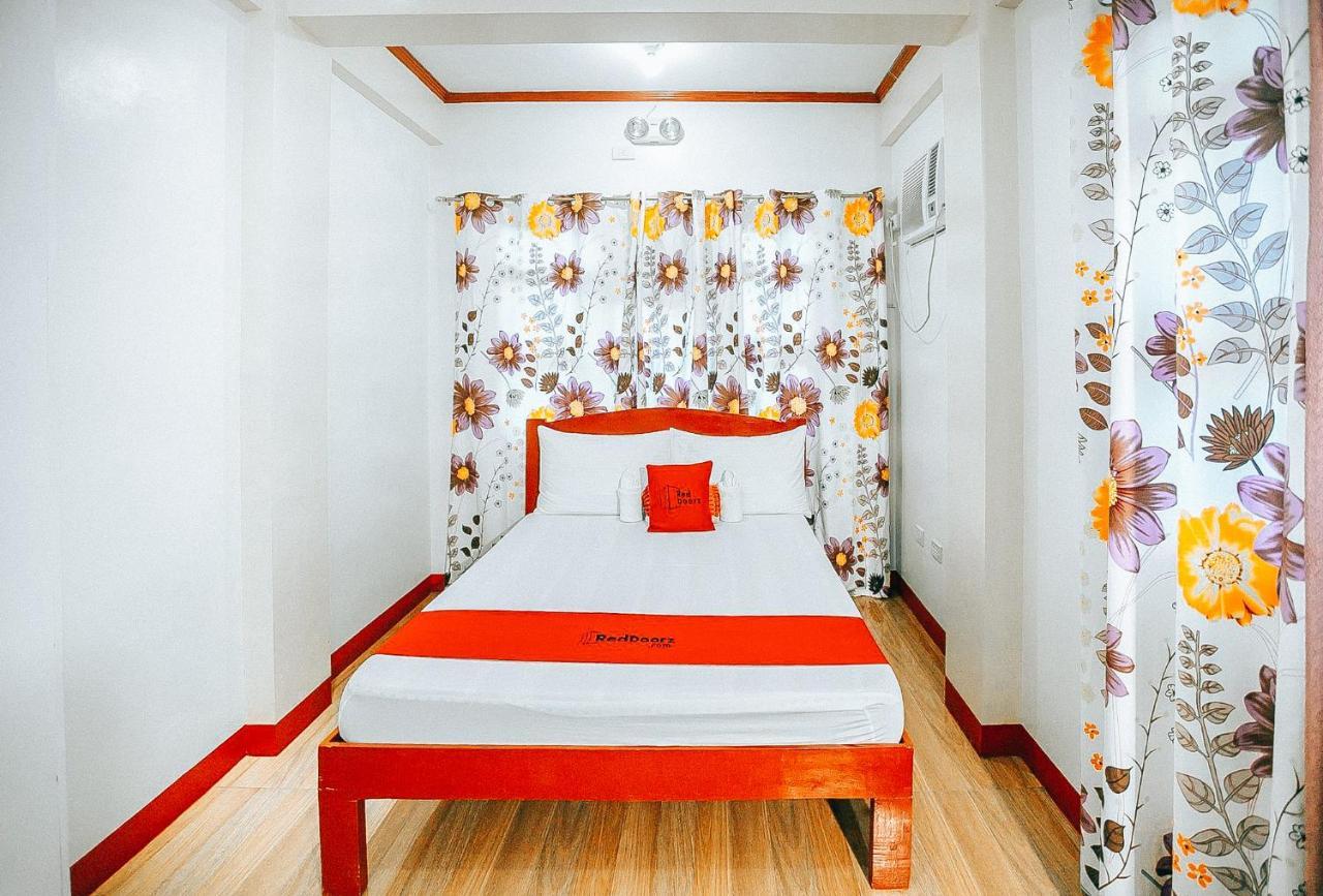 Reddoorz At S & L Apartelle Daraga Albay Hotel Legazpi Ngoại thất bức ảnh