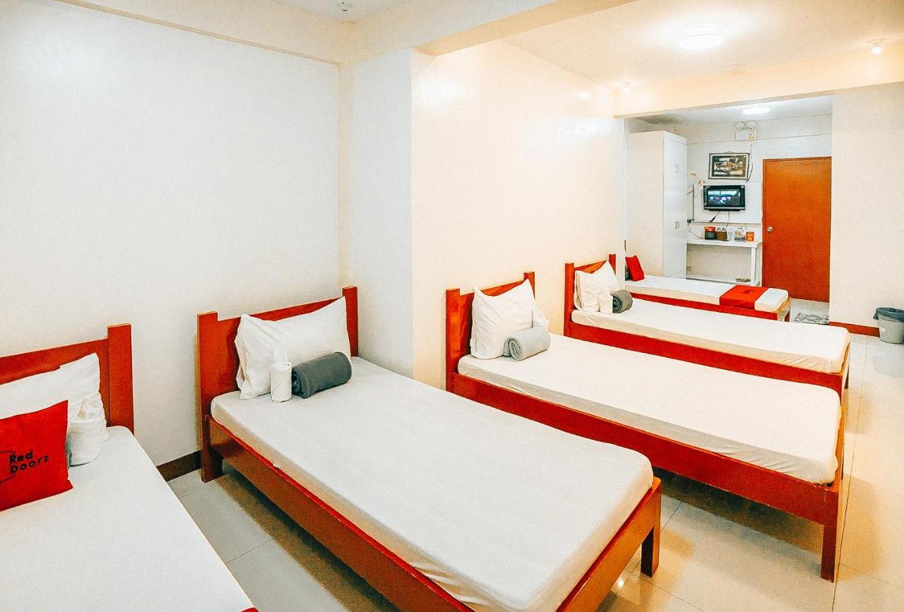 Reddoorz At S & L Apartelle Daraga Albay Legazpi Ngoại thất bức ảnh