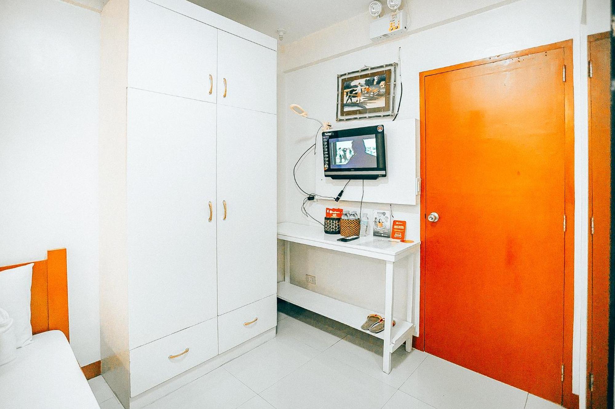 Reddoorz At S & L Apartelle Daraga Albay Legazpi Ngoại thất bức ảnh